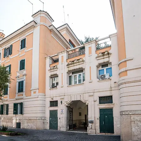 Bianca Vatican Museums روما